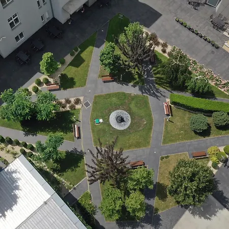 Centrum Salvator Pressburg