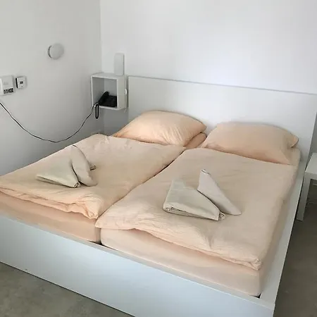 بيت ضيافة Centrum Salvator 2*