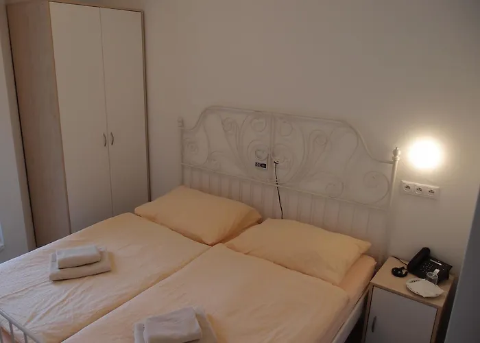 Centrum Salvator Penzion Bratislava